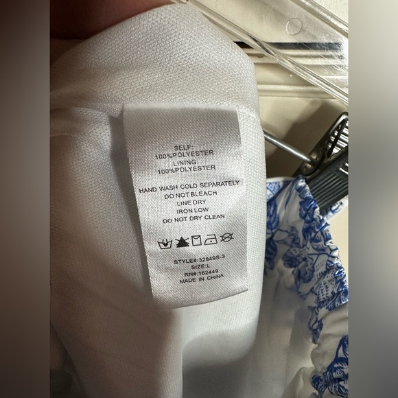 Floral Asymmetrical Skirt in Blue and White - Picture 4 of 6